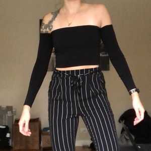 Black tub top with sleeves attached